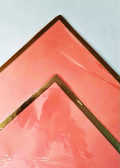 PVC Wrap Pink/Gold Border 56x56cm-20pcs